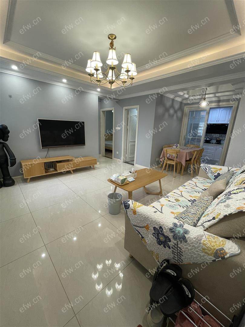 瑞星家园(东区1-33) 2室1厅 房东自住精装修