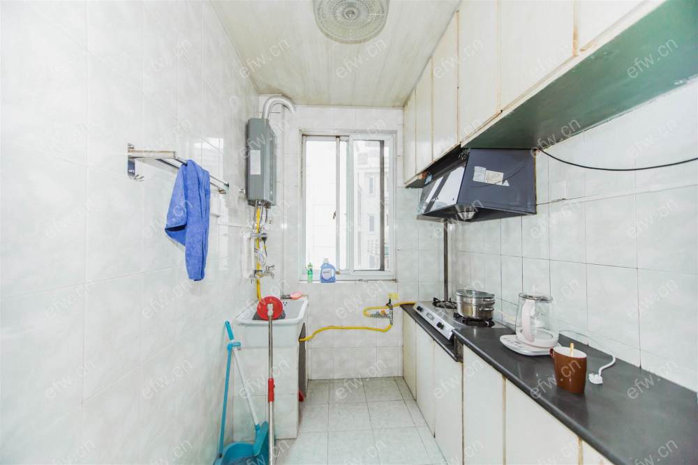 village  简单装room房 近地