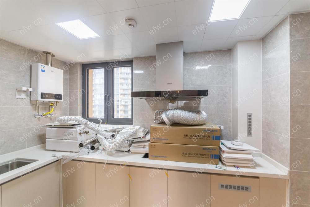 新惠东里（锦数双河苑） 经典3房 东边户 全明 精装修！
