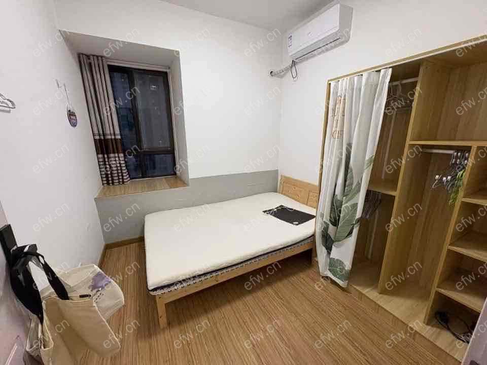 中城誉品3室2厅电梯房