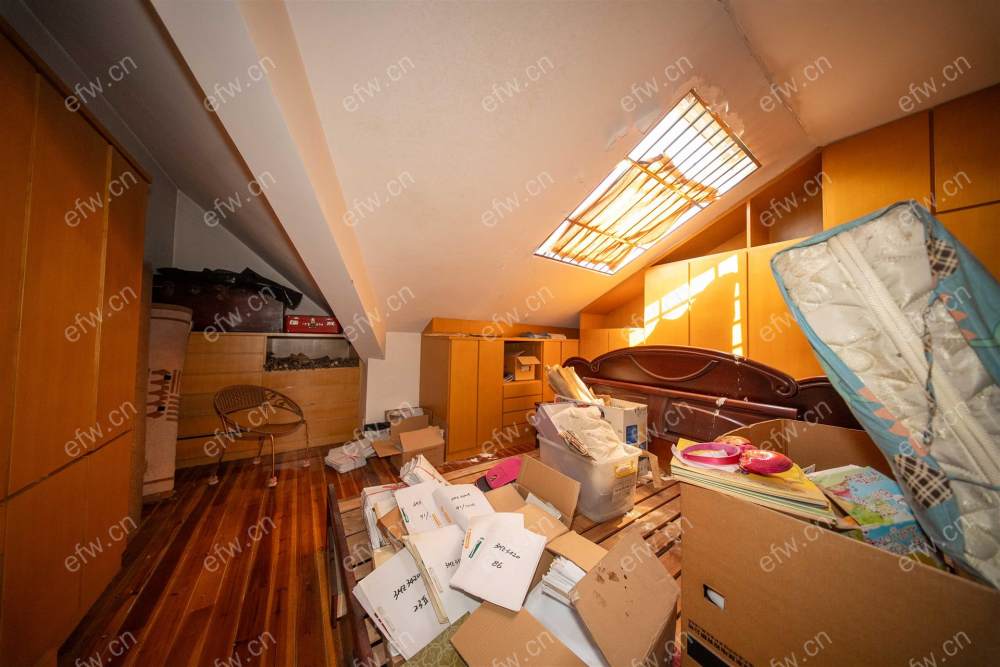 住友苑（老）  精装4房 近地铁口  房东诚售
