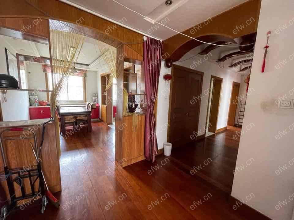 林陆苑精装3室  随时看房 拎包入住