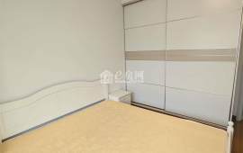 暂时看不了房，五月十几号空出来