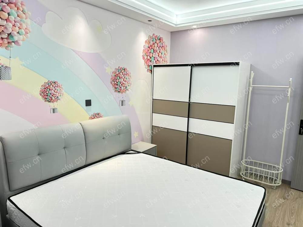 精装大2房 随时看房