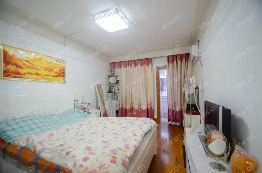 潜力地段房  全市优惠  买到即赚！明厅明厨！自住出租两旺 ！ 随时看房