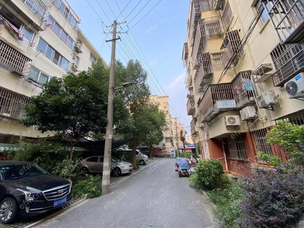 地铁口茂业天地 精装自住二房