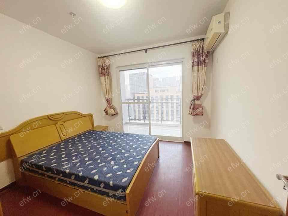 鸿桥苑 3室1厅 家电齐全