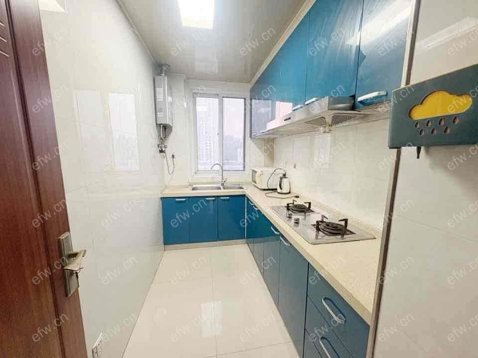 鸿桥苑 3室1厅 家电齐全