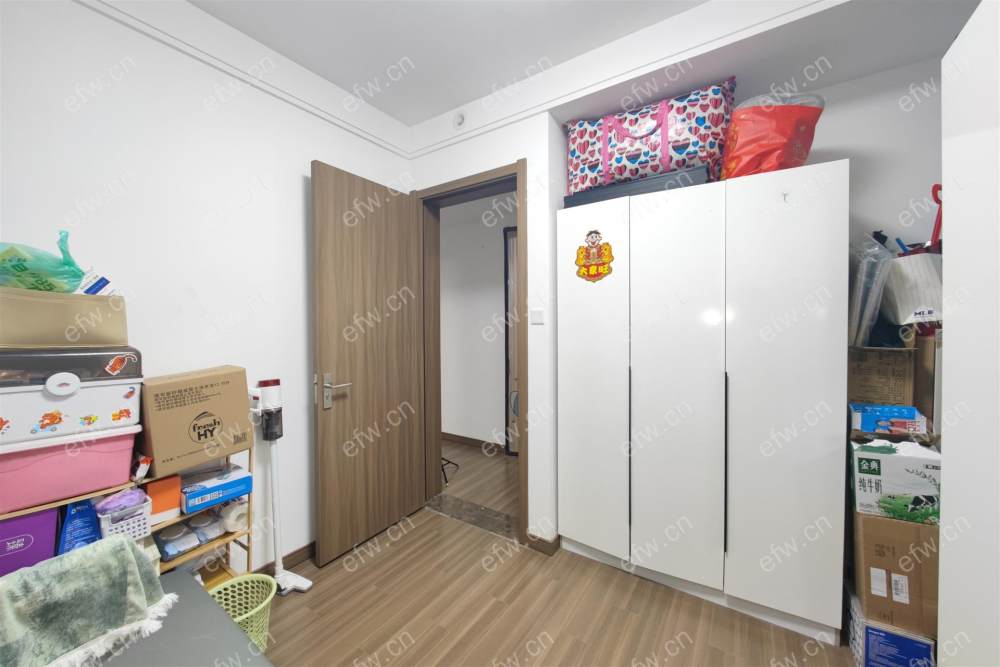 保利融侨时光，位置，楼层。精装修房东自住看房方便