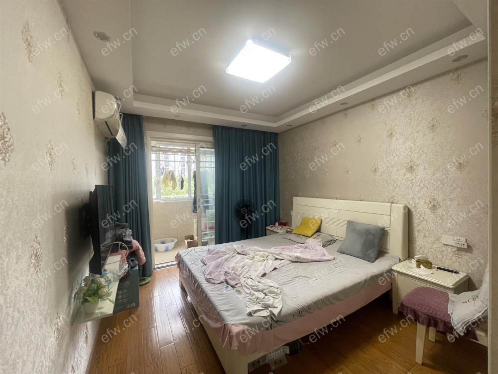 刘潭双地铁口 林陆苑精装2房