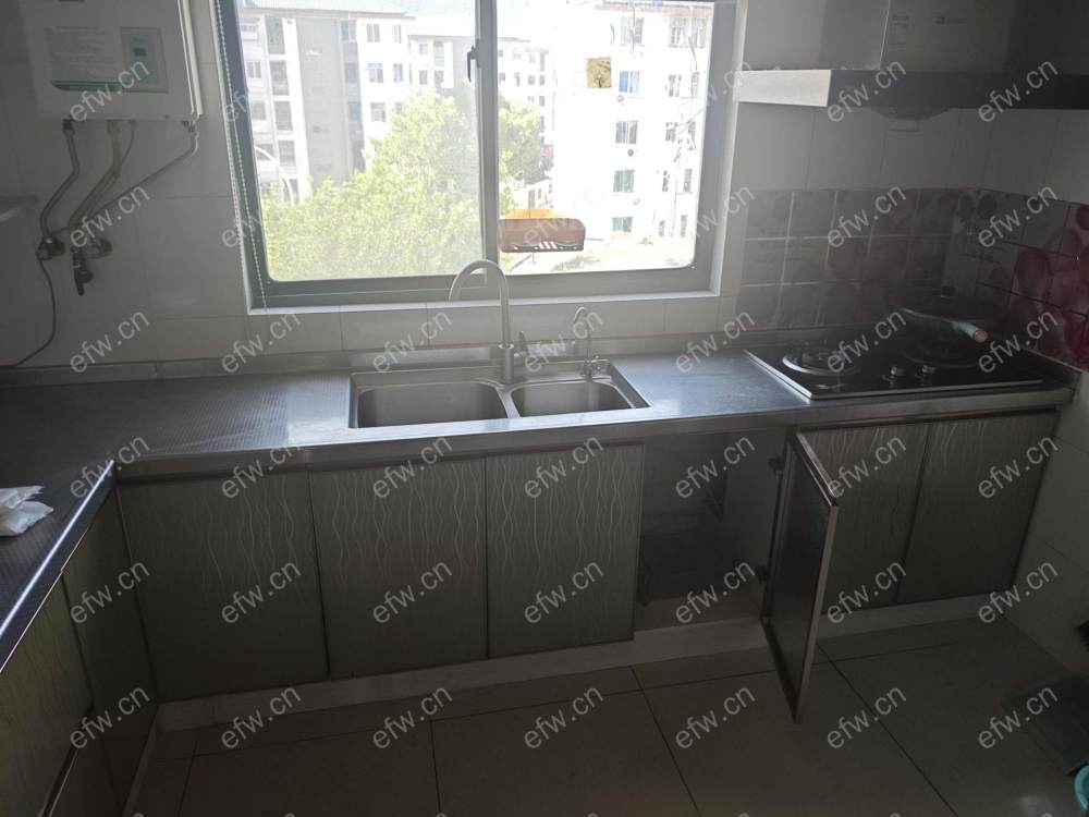 精装修 一室一厅 空置