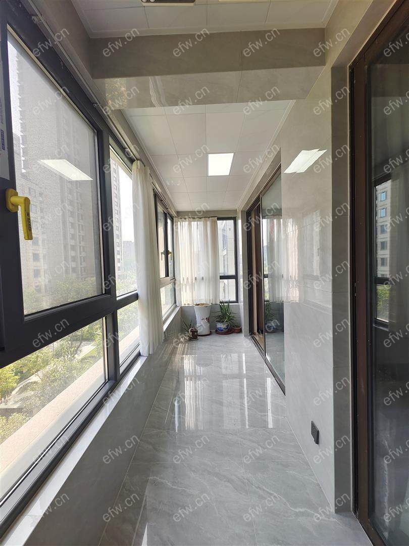 美的云筑精装带家具3房1卫