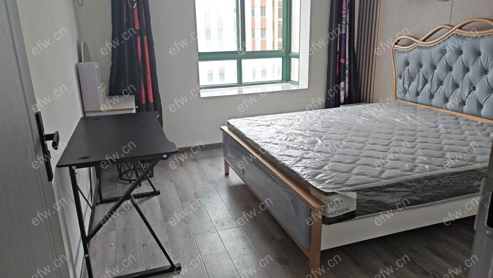 周新苑 精装大两房 拎包入住