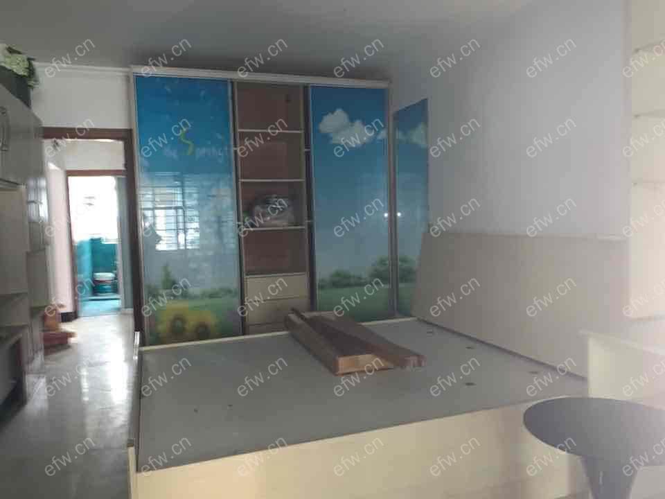刘潭二村精装2室  随时看房 拎包入住