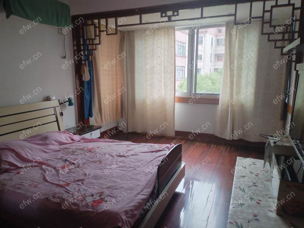 新江南花园 干干净净的三房 缺的东西可以添