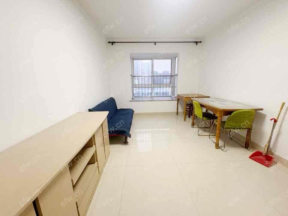鸿桥苑 3室1厅 家电齐全