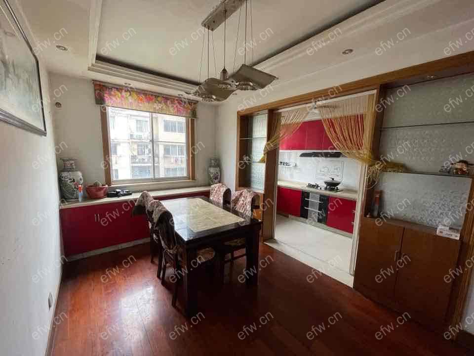 林陆苑精装3室  随时看房 拎包入住