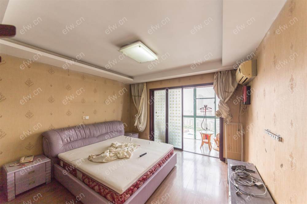 盛岸花园 难得一见的精装户型,总价低,朝