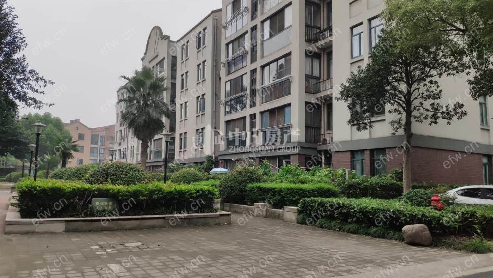 精装两房，看房方便