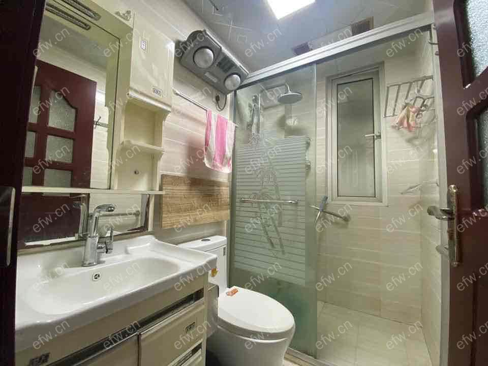 五河苑精装2室  随时看房 拎包入住