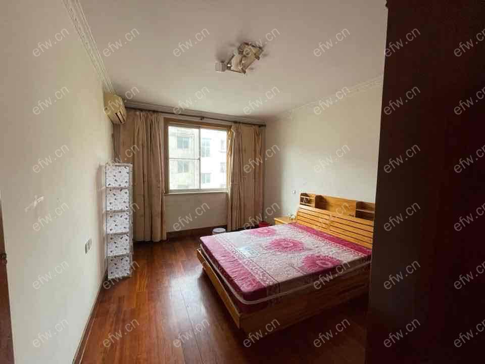 林陆苑精装3室  随时看房 拎包入住