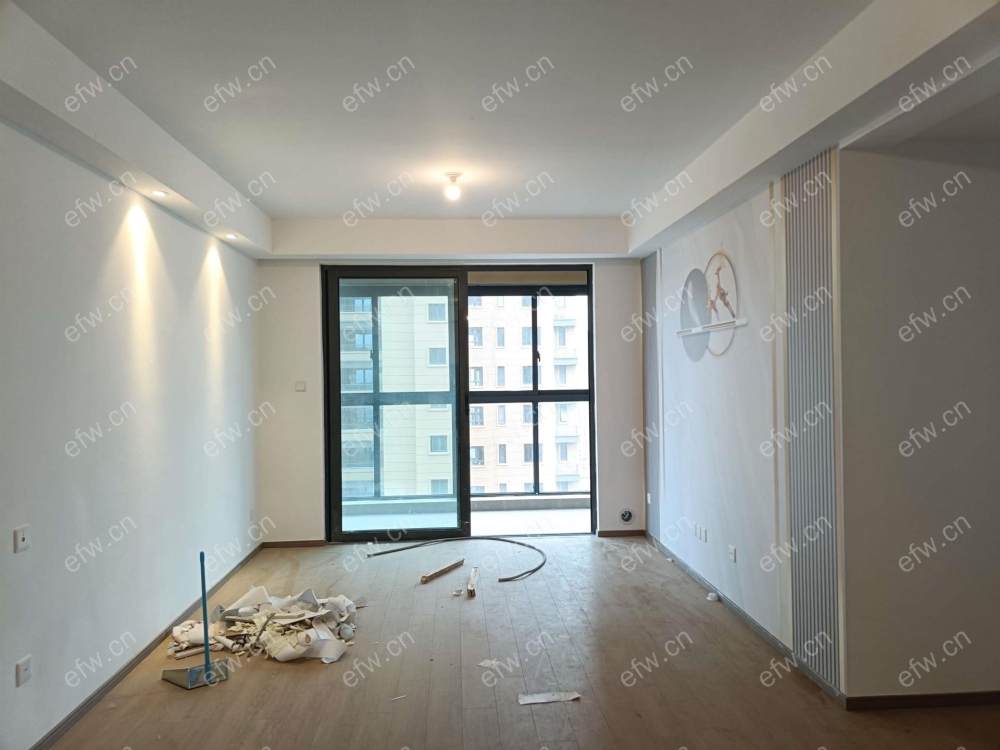 新惠东里（锦数双河苑）精装3室  随时看房 拎包入住