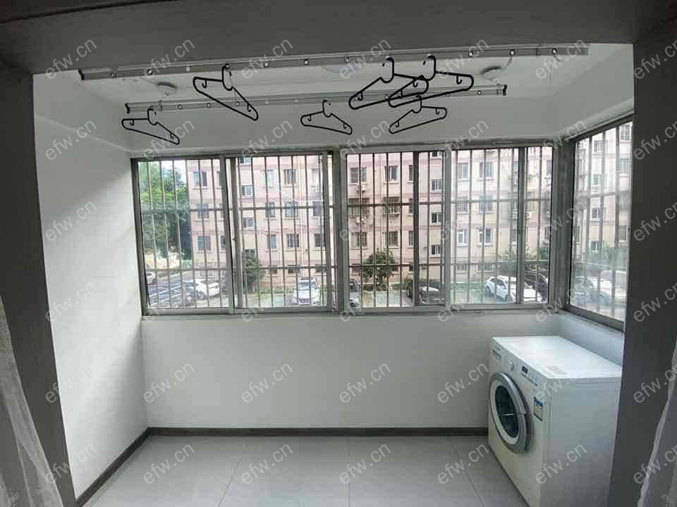 民丰公寓 1室1厅。。。