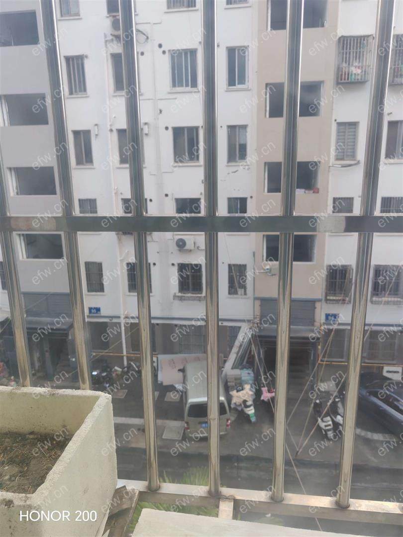 简单装修随时入住空置中