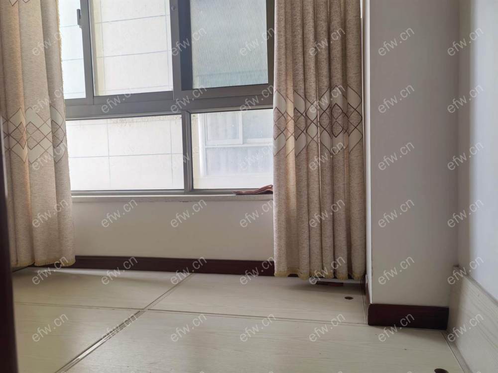 世茂际广场精装2室  随时看房 拎包入住