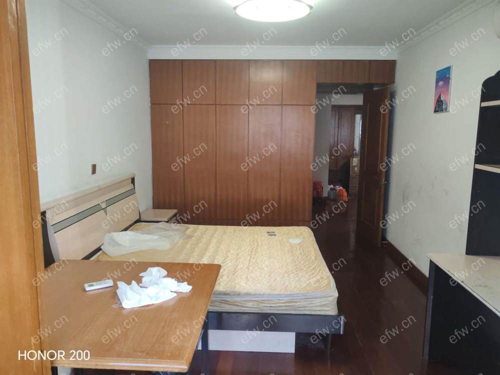 简单装修随时入住空置中