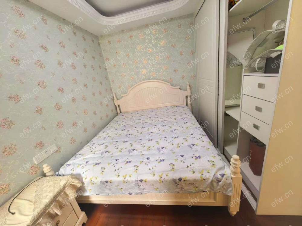 梧桐水岸精装2室  随时看房 拎包入住