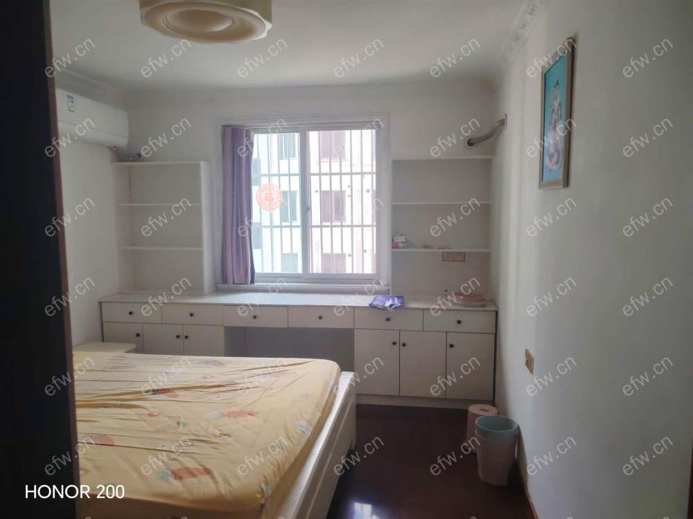 简单装修随时入住空置中