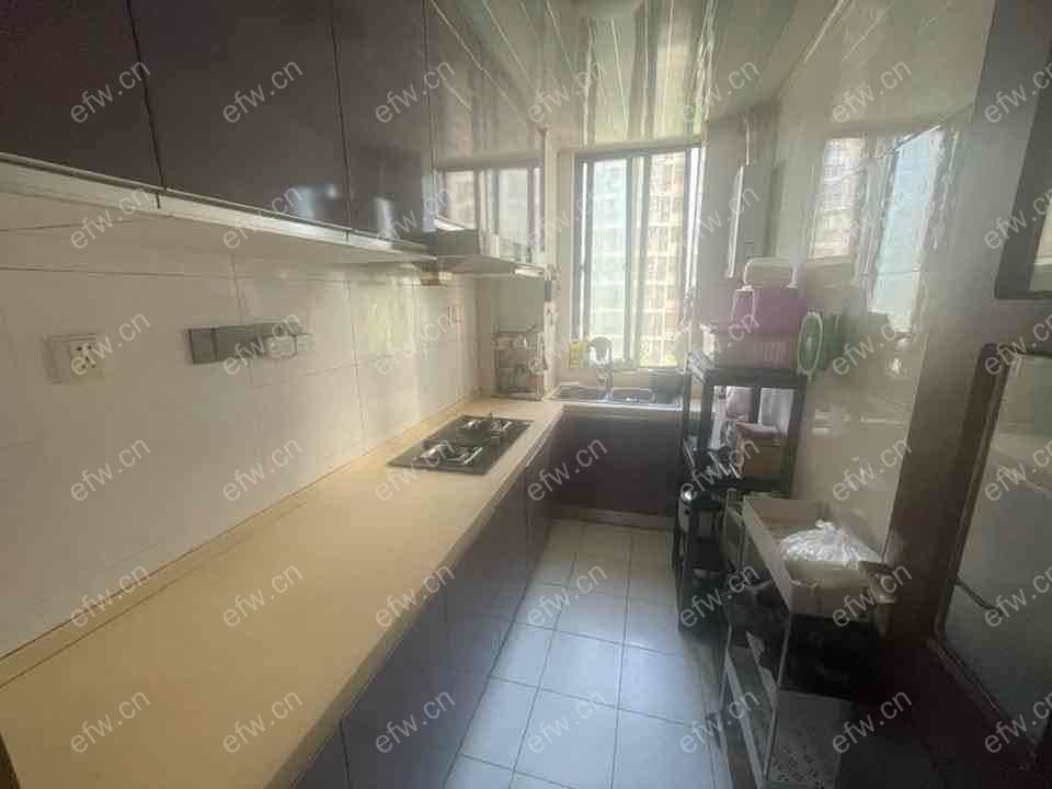 精装修 家电齐全 拎包入住