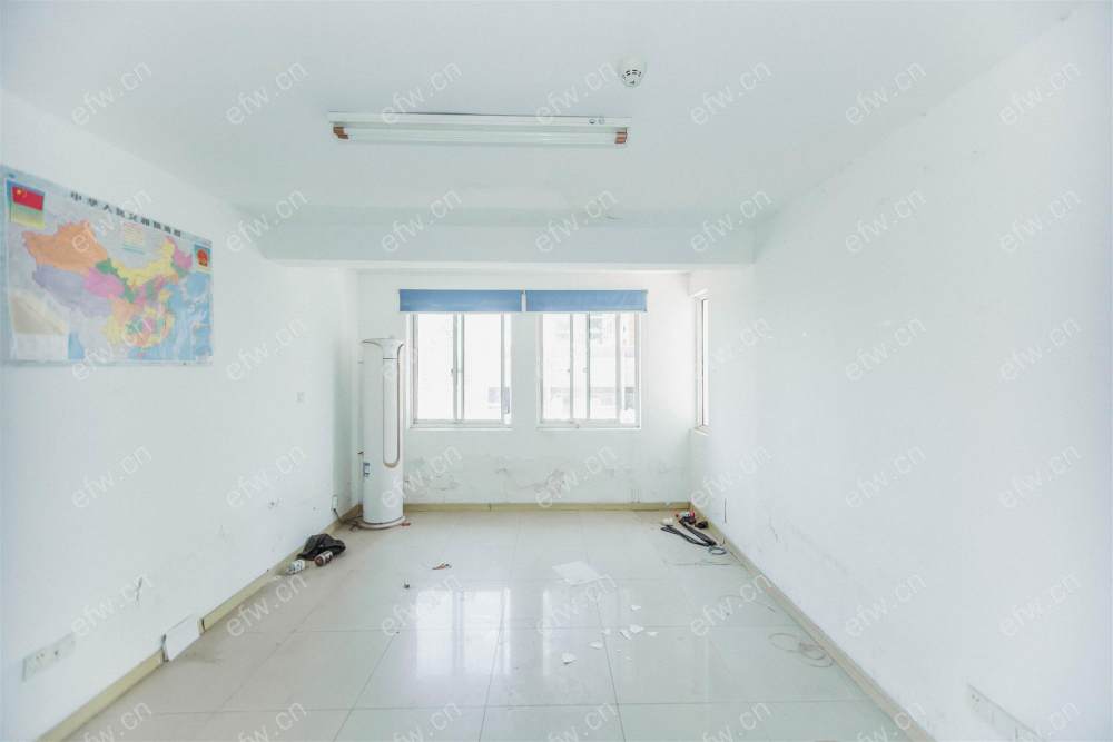 兴源北路638号（金马商城） 1室1厅