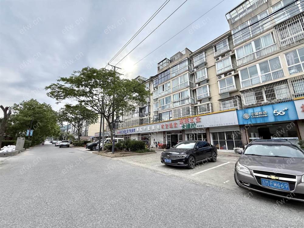 业主急售 军嶂新村  纯毛坯小2房 中间楼层！