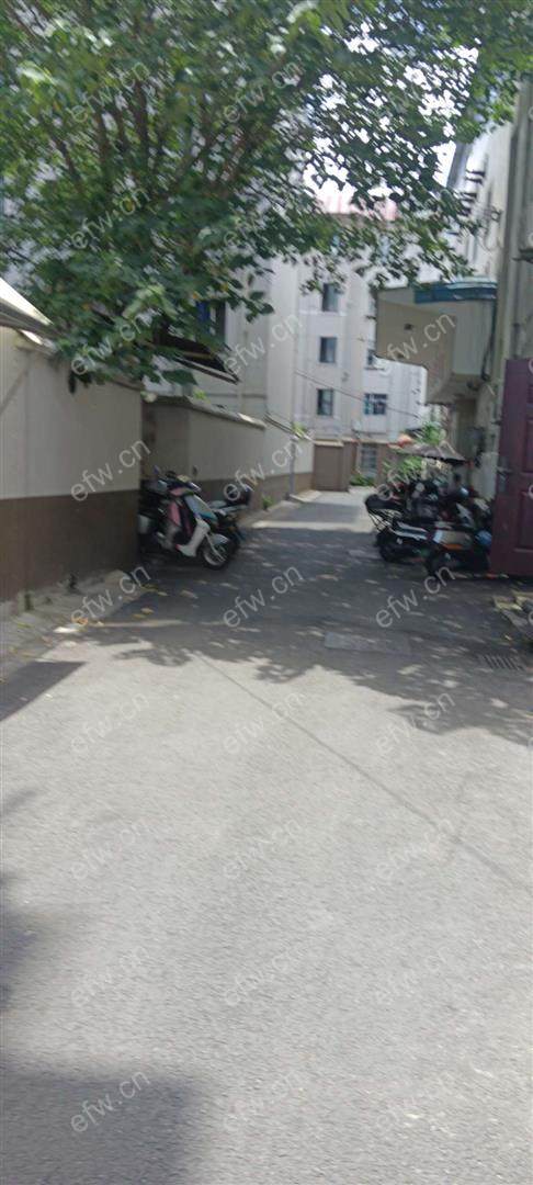 盛岸一村靠近高架出行方便