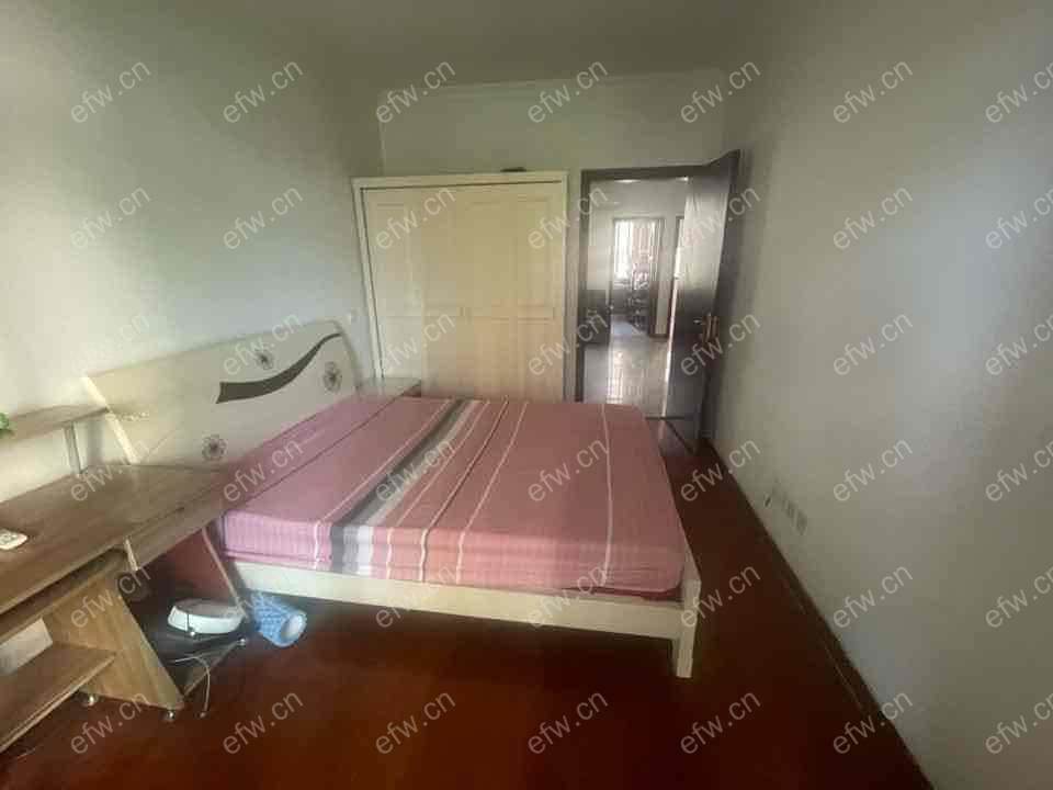 精装修 家电齐全 拎包入住