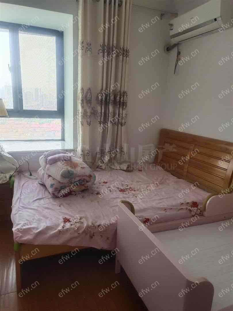 梧桐水岸精装2室  随时看房 拎包入住
