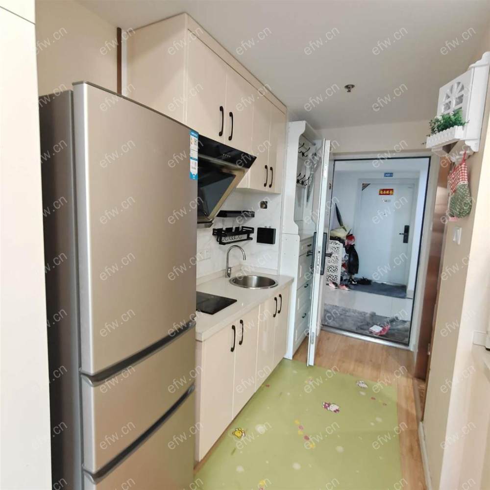 village位置好，环境优雅，area平米精装room房