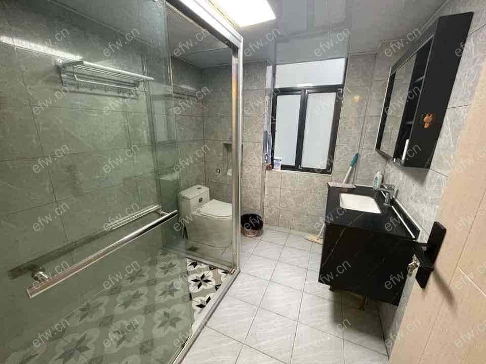 荷叶新村 2室2厅精装修