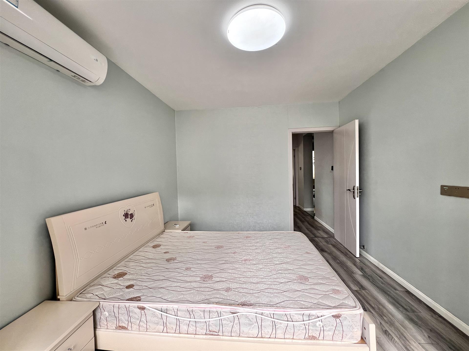 待拆迁   刘潭地铁口  刘潭二村 精装2室2厅 随时看房