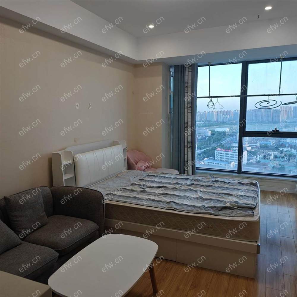 village位置好，环境优雅，area平米精装room房