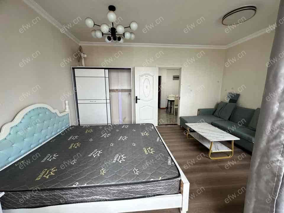 东璟家园A区 1室1厅