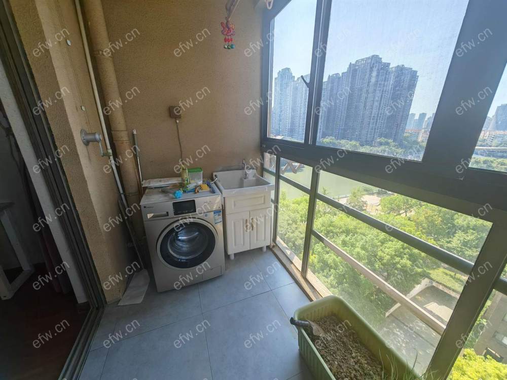 家电齐全 带飘窗 京梁合 采光好 绿化好