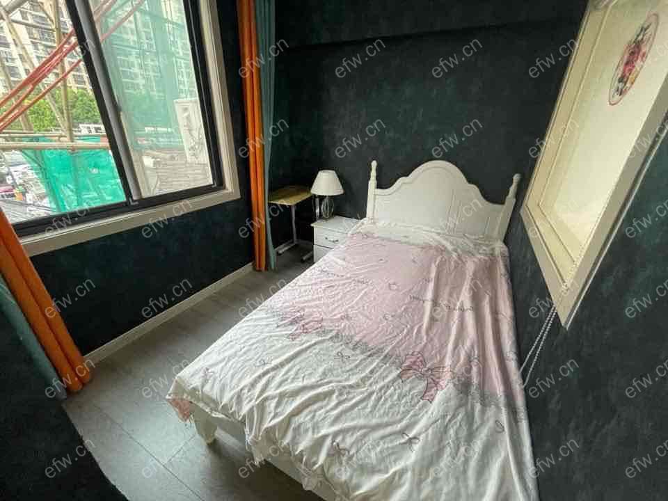 荷叶新村 2室2厅精装修