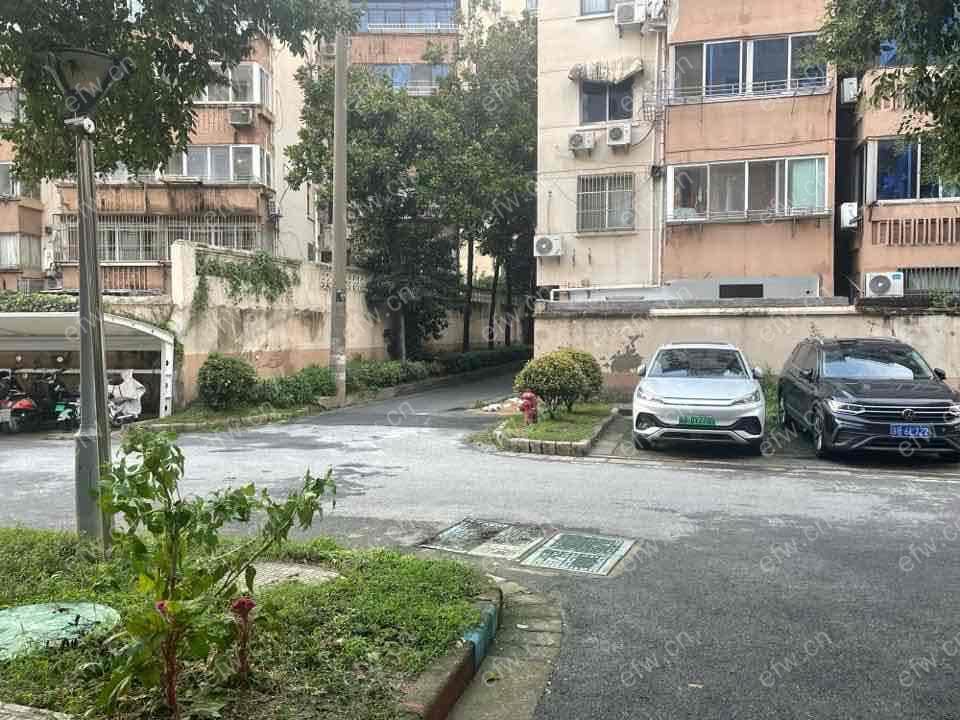 精装两室一厅 看房随时