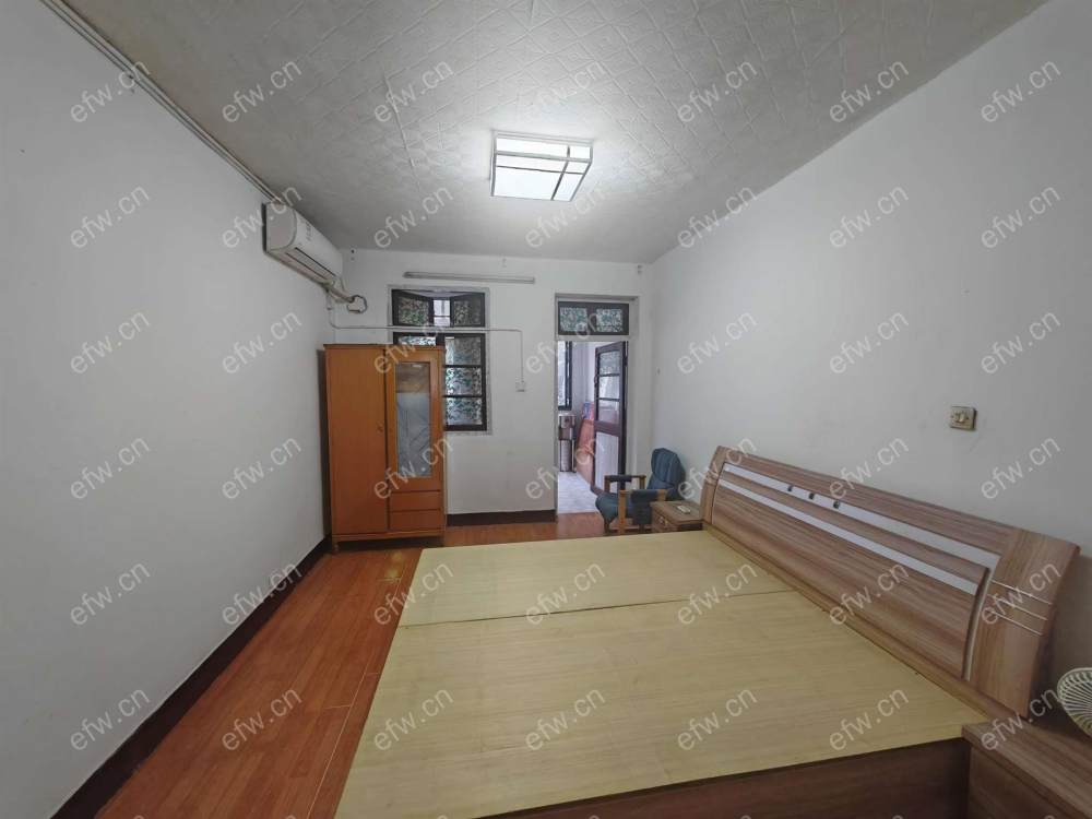 建筑新村 1室1厅