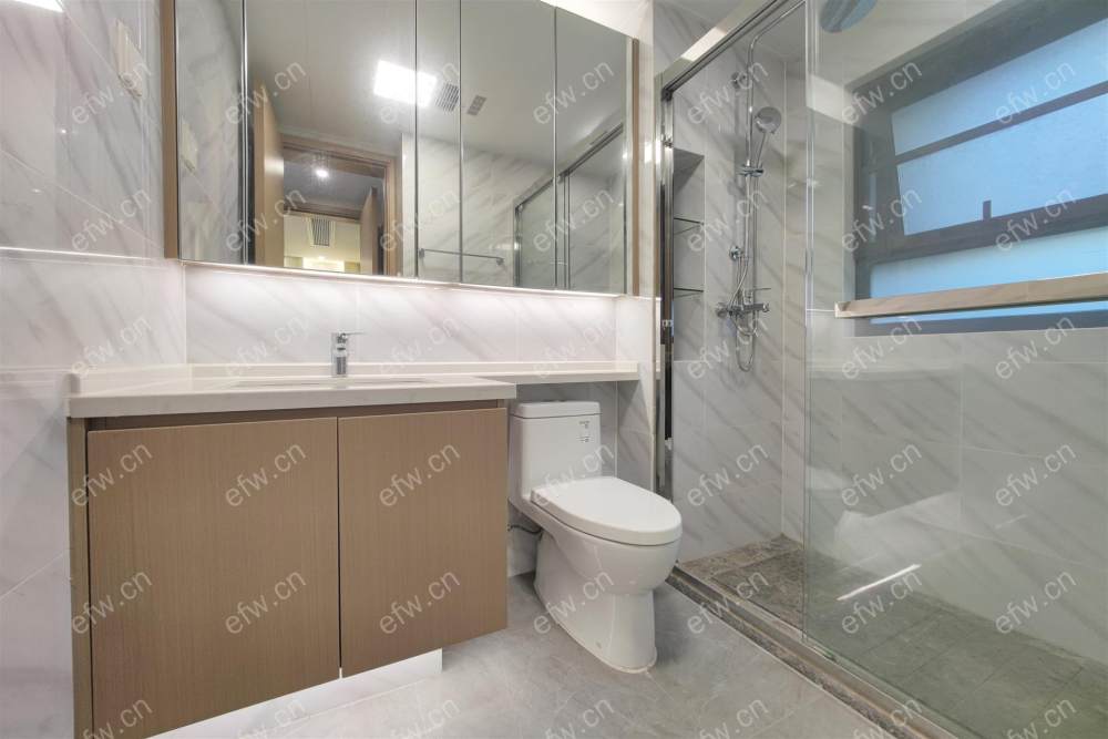 诚信出售拎包入住看房好晚上