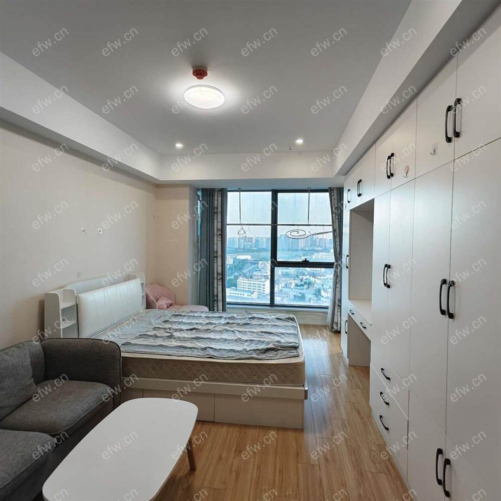 village位置好，环境优雅，area平米精装room房