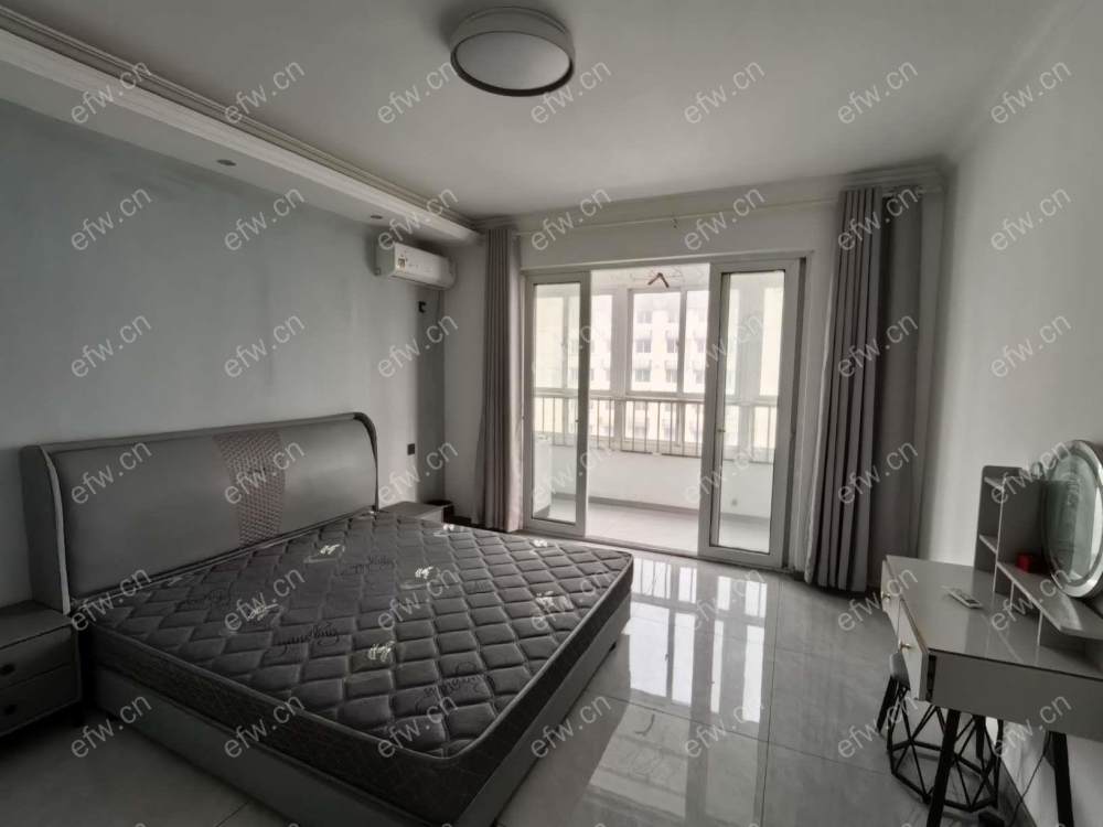 village room房 全明户型 另送家电